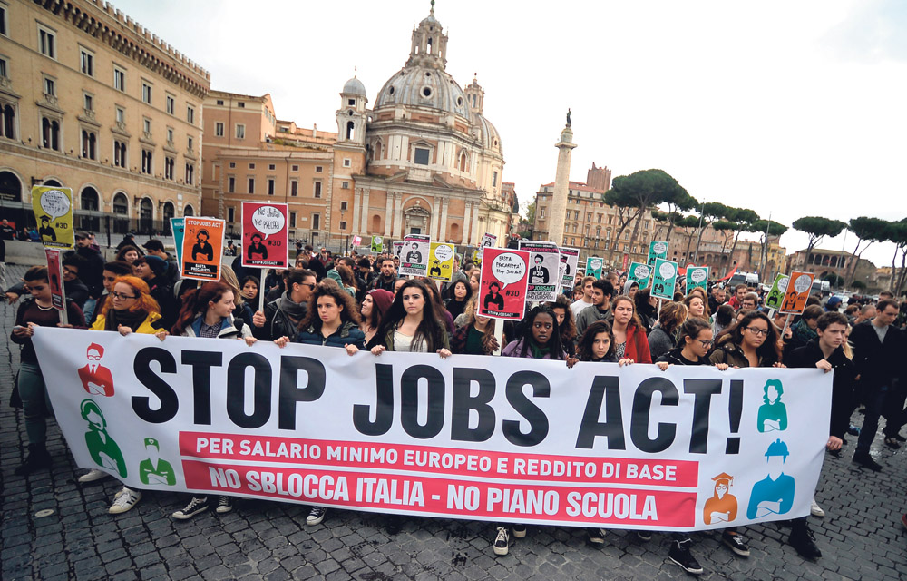 ITALY-POLITICS-JOBS