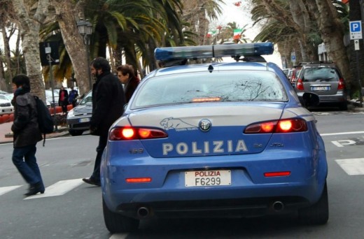 831946-la-police-de-reggio-calabria-dans-le-sud-de-l-italie-annonce-la-saisie-en-deux-fois-de-344-kg-de-coc