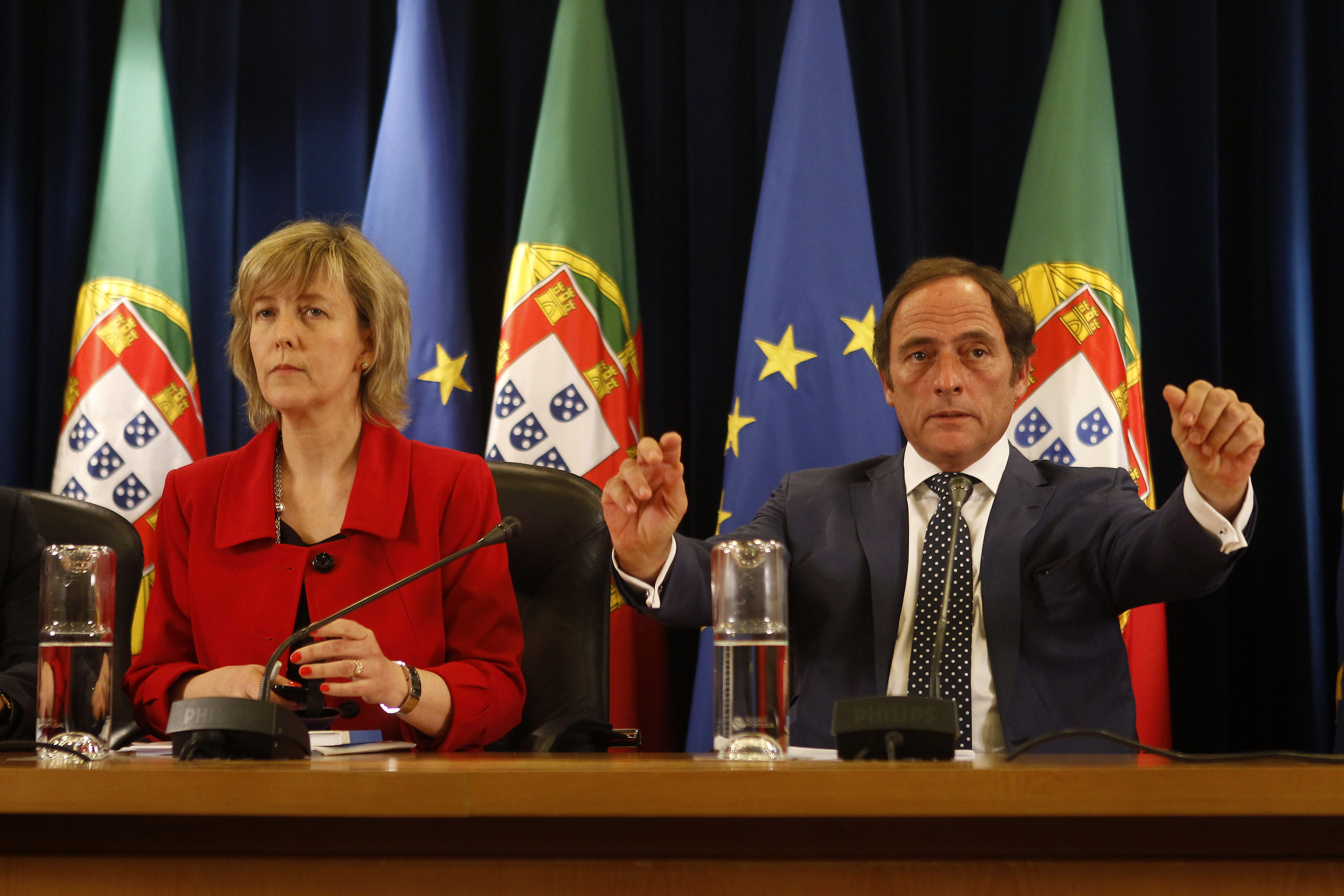 Le Portugal se donne une contenance face à la crise grecque