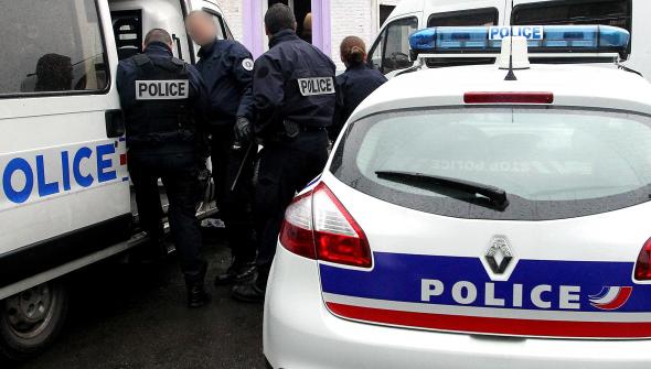 France : interpellation de quatre personnes soupçonnées de préparer un attentat