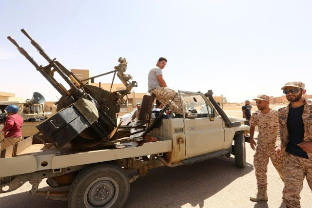 Libye : Les forces loyalistes reprennent le contrôle de deux localités