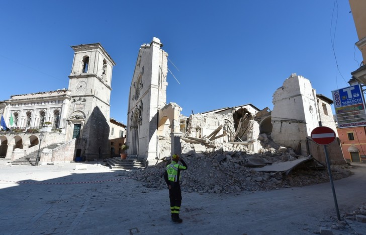Les séismes en Italie  font des milliers de sans abri