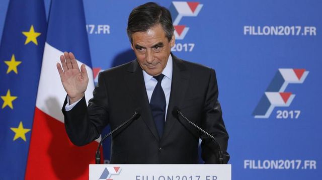 France : François Fillon candidat de la droite et du centre à la présidentielle de 2017
