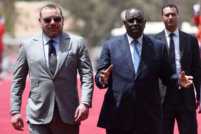 A Dakar, le roi Mohammed VI confirme l’engagement africain du Maroc