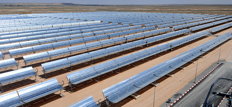 Maroc: Mohammed VI lance les travaux de la dernière phase de la méga-centrale solaire Noor