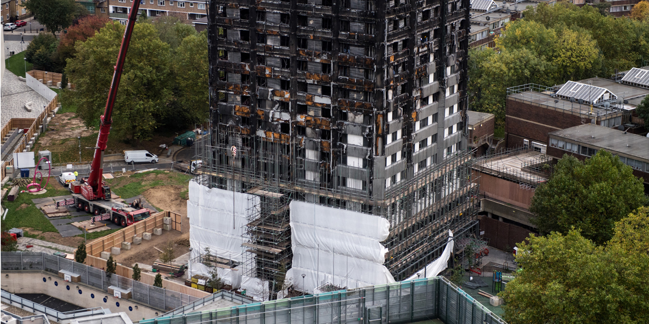 Grande-Bretagne : conclusions de l’enquête sur l’incendie de la tour Grenfell à Londres