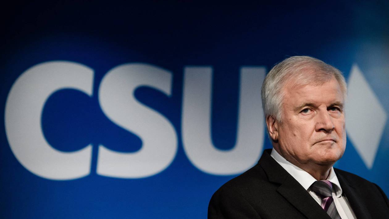 Allemagne : Seehofer sur le point de quitter la présidence de la CSU