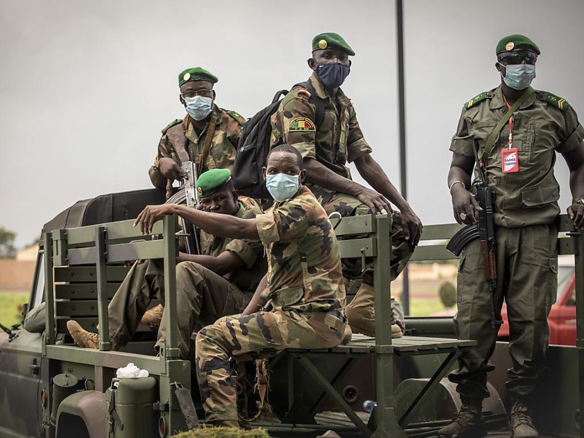 Mali : La junte au pouvoir propose trois ans de transition sous direction militaire