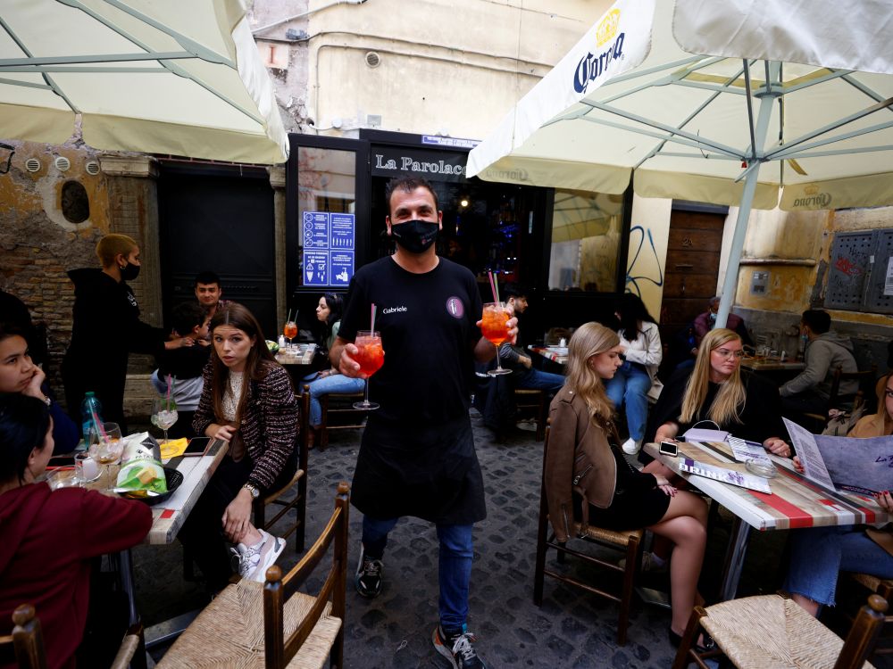 Déconfinement : L’Italie renoue tout en prudence avec un peu de normalité