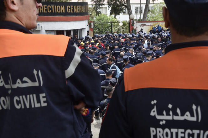 Algérie : 230 pompiers sévèrement punis pour leurs revendications salariales
