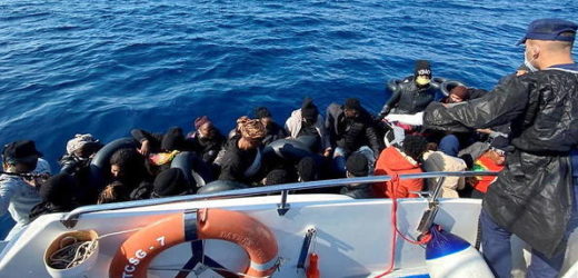 Immigration : Les gardes-côtes libyens interceptent 280 clandestins en Méditerranée