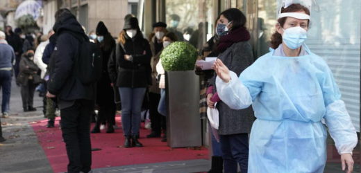 Covid-19 : Le Monde a franchi le cap du million de contaminations quotidiennes