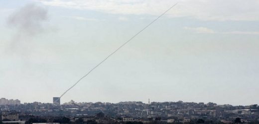 Les Emirats arabes unis annoncent l’interception de deux missiles tirés par les Houthis