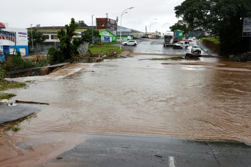 Des inondations inédites en Afrique du Sud font 443 morts