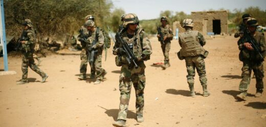 L’Union européenne arrête ses formations militaires au Mali