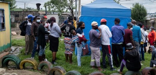 Les nouveaux cas de Covid-19 en forte hausse en Afrique du Sud