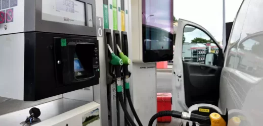 En Italie, la remise de 30 centimes à la pompe prolongée jusqu’en juillet