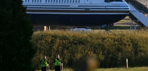 Annulation d’un vol transférant des migrants du Royaume-Uni au Rwanda