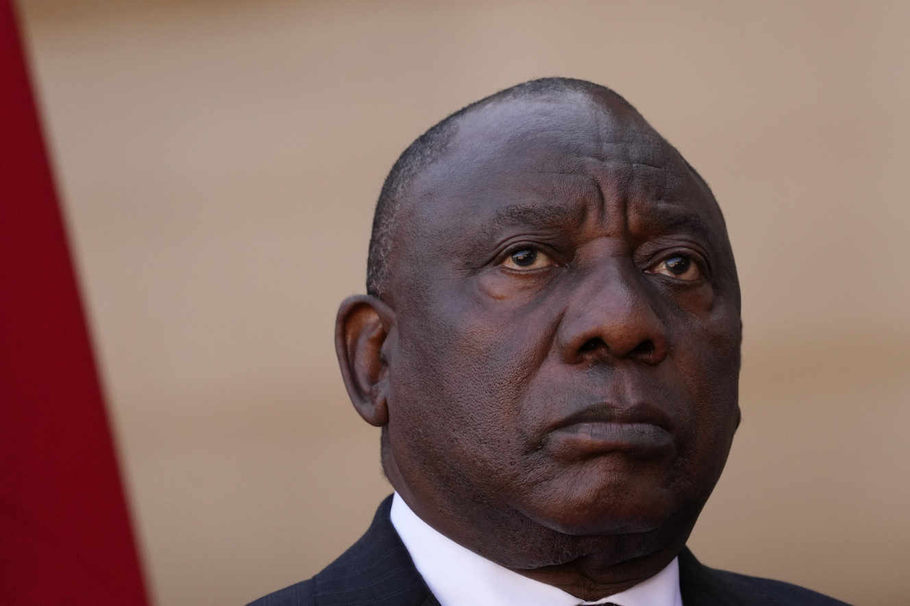 Le chef d’Etat sud-africain accusé d’« enlèvement » et de « corruption »