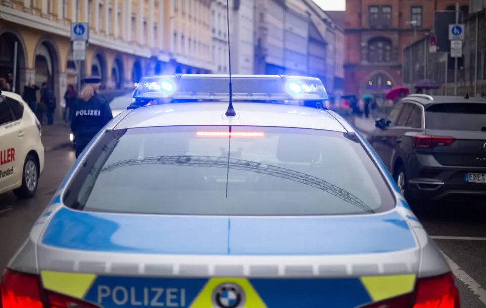 Allemagne : une voiture tamponne fatalement des passants à Berlin