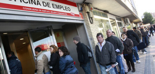Espagne : le nombre de chômeurs repasse sous la barre des trois millions